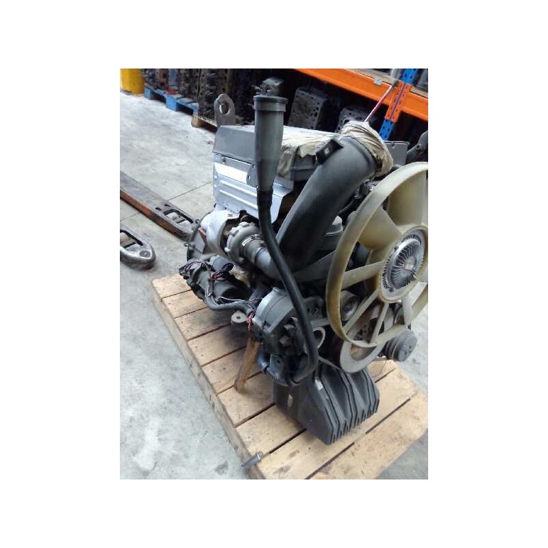 Recambio de motor completo para mercedes trucks atego 1017 (170cv) referencia OEM IAM OM904LAII/1 904.08.,08281 