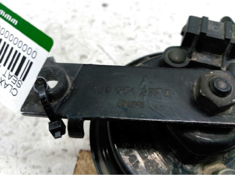 Recambio de claxon para seat toledo (1l) magnus referencia OEM IAM 09152909  