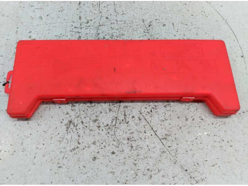 Recambio de triangulo emergencias para citroën xantia berlina 1.9 td sx referencia OEM IAM   