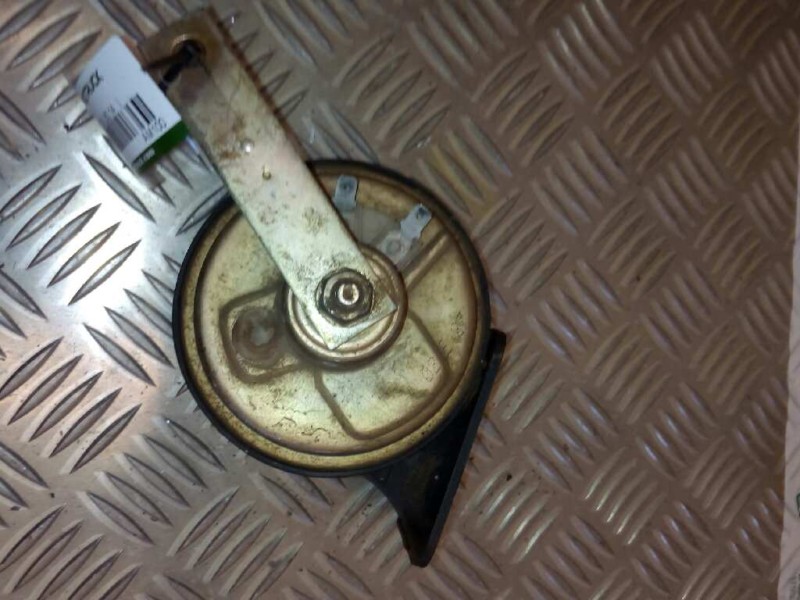 Recambio de claxon para nissan trucks l80.09 l80.14 referencia OEM IAM AM100  