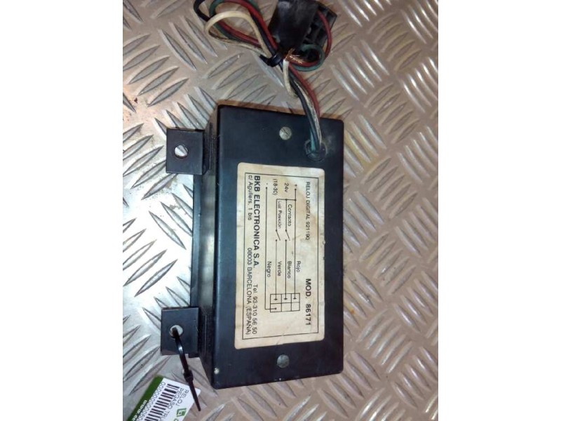 Recambio de reloj para pegaso trucks serie 1200 1236 referencia OEM IAM 86171  