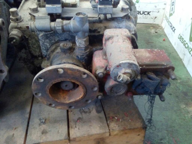 Recambio de caja cambios para nissan trucks m 130.17 referencia OEM IAM S636 1290052194 