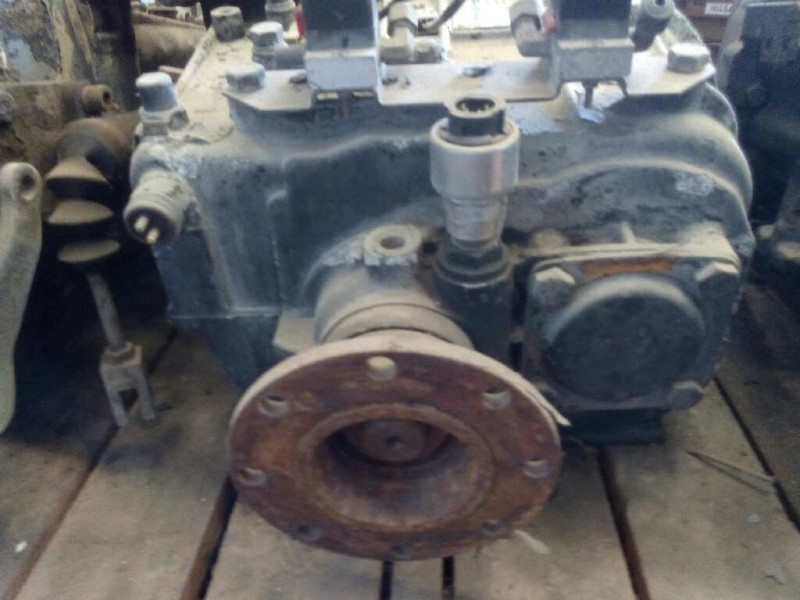 Recambio de caja cambios para nissan trucks m 130.17 referencia OEM IAM S636 1290052194 