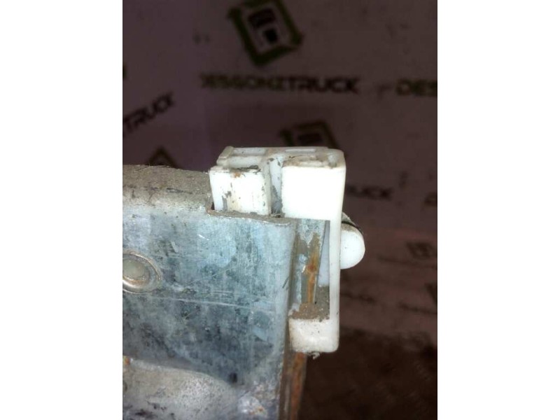 Recambio de elevalunas delantero derecho para nissan trucks atleon 120 referencia OEM IAM 0130821700 BOSCH 12V 