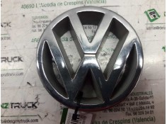 Recambio de emblema para volkswagen polo berlina (6n1) básico referencia OEM IAM 3A0853601  