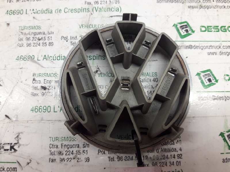 Recambio de emblema para volkswagen polo berlina (6n1) básico referencia OEM IAM 3A0853601  