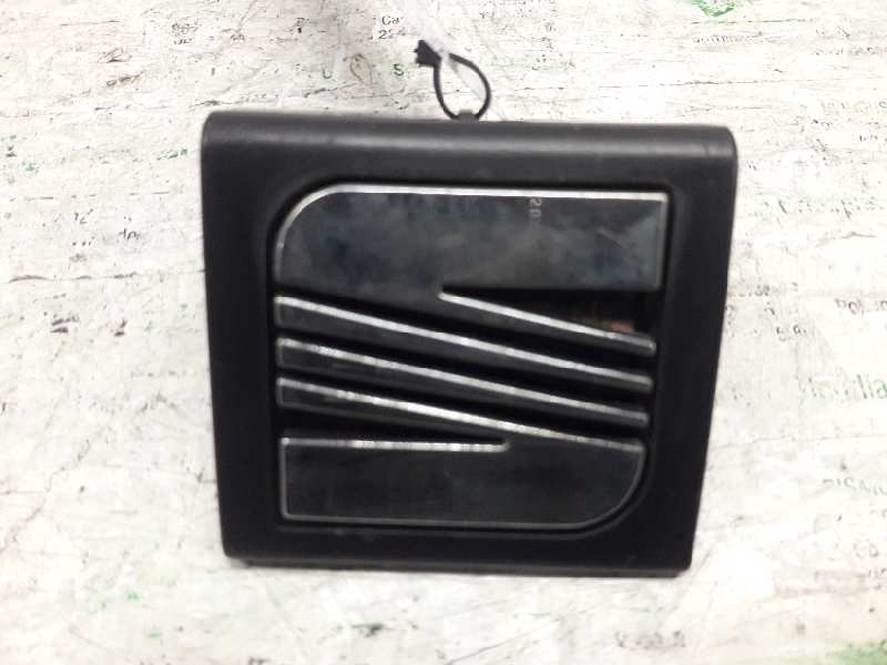 Recambio de emblema para seat cordoba berlina (6k2) aniversario referencia OEM IAM 6K58536  