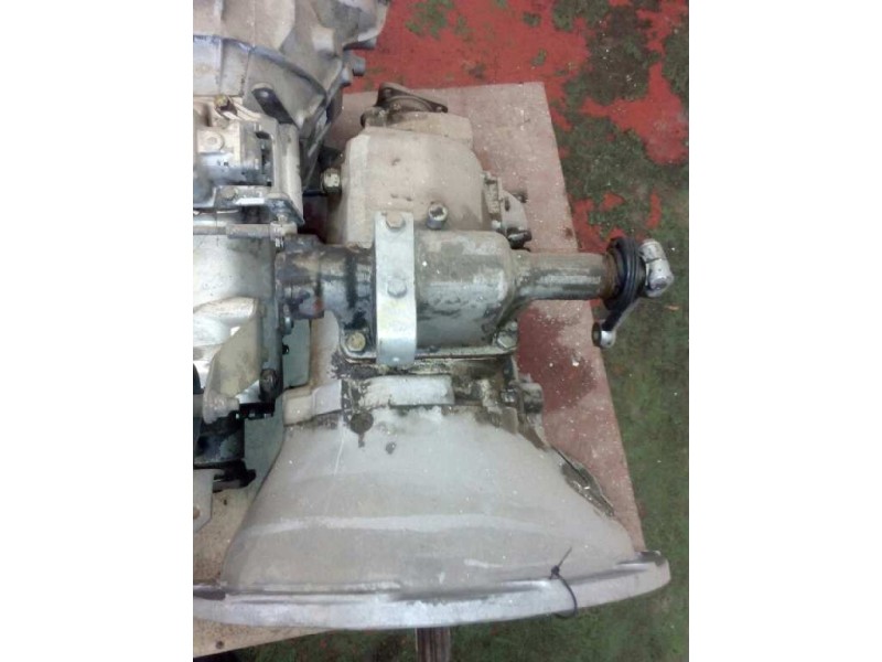 Recambio de caja cambios para nissan trucks l-60.09 referencia OEM IAM T5200  