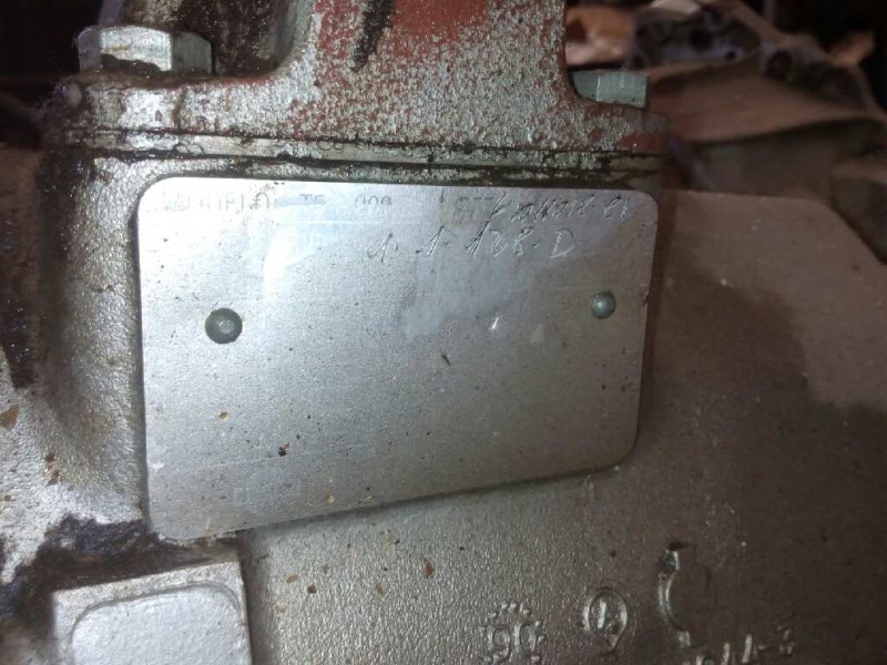 Recambio de caja cambios para nissan trucks l-60.09 referencia OEM IAM T5200  