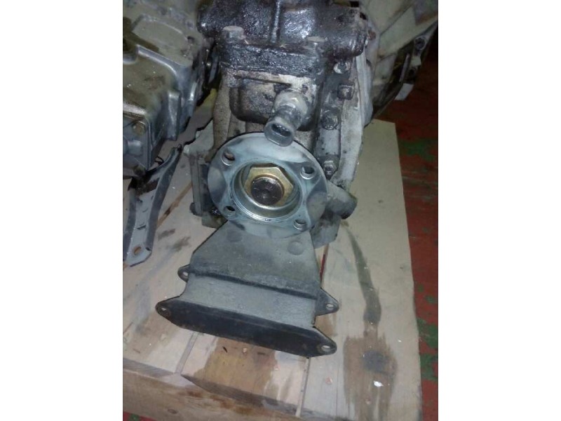 Recambio de caja cambios para iveco daily caja abierta 35 - 10 caja abierta referencia OEM IAM 282601896 93809979 2608025