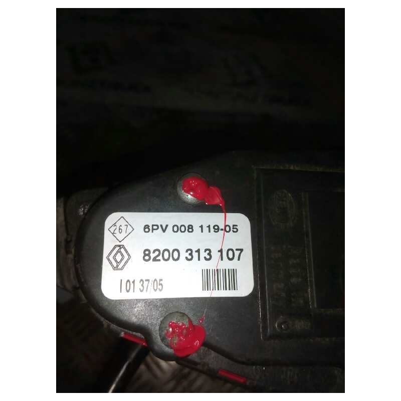 Recambio de pedal acelerador para renault mascott fg 160. 35/55/65 cabina individual referencia OEM IAM 8200313107  