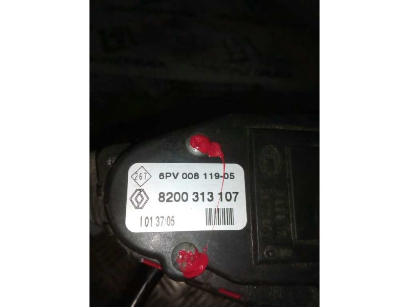 Recambio de pedal acelerador para renault mascott fg 160. 35/55/65 cabina individual referencia OEM IAM 8200313107  