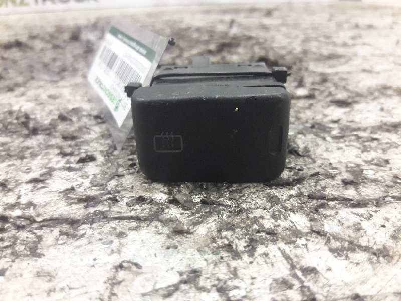 Recambio de boton antivaho para seat ibiza (6k) cl referencia OEM IAM 6K1959621A 4 PINS 