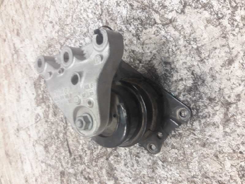 Recambio de soporte motor derecho para seat ibiza (6l1) cool referencia OEM IAM 6Q0199185R  