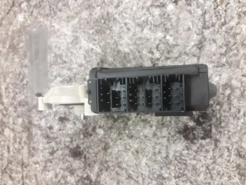 Recambio de motor elevalunas delantero derecho para seat ibiza (6l1) cool referencia OEM IAM 104383101 05074140 26 PINS