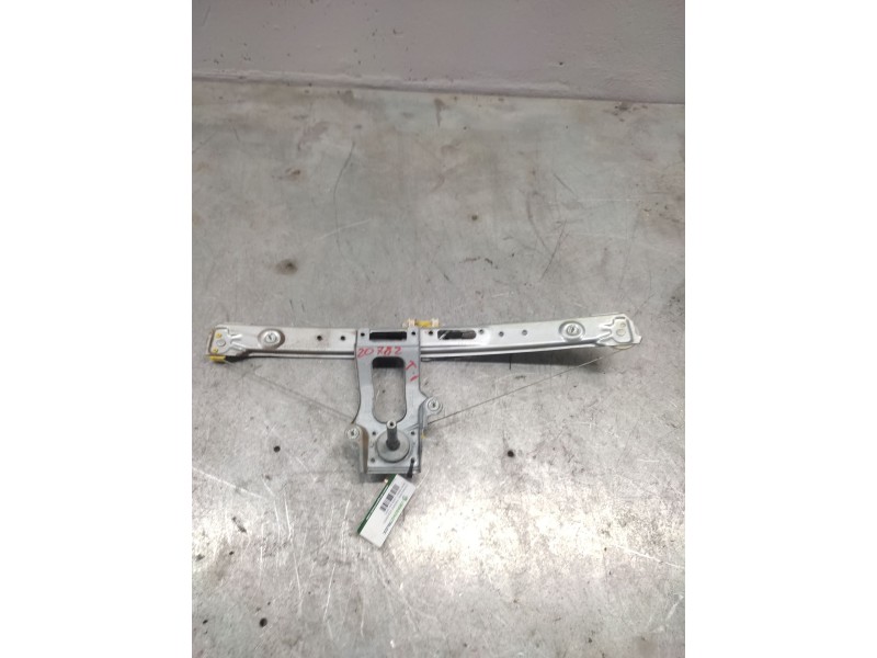 Recambio de elevalunas trasero izquierdo para bmw serie 3 berlina (e46) 320d referencia OEM IAM  MANUAL 