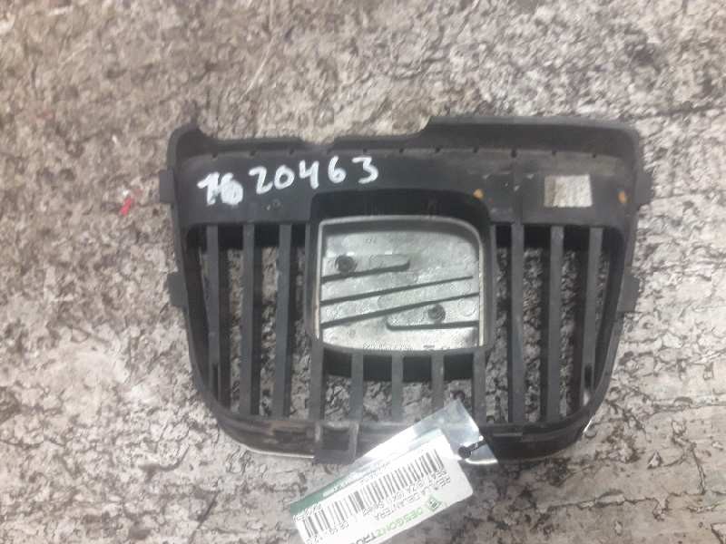 Recambio de rejilla delantera central para seat ibiza (6k1) select referencia OEM IAM 6K0853654D  