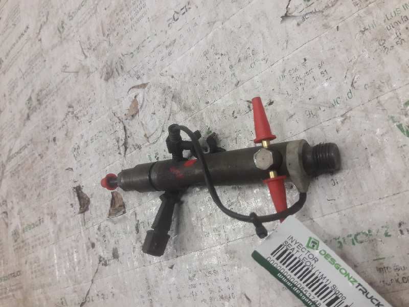 Recambio de inyector para seat leon (1m1) signo referencia OEM IAM 038130202B 0432193593 2 PINS