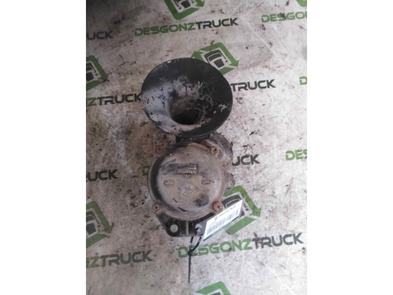 Recambio de claxon para volvo fm 12 asta 2001 fsa  4x2 largo, bajo referencia OEM IAM 8154771  