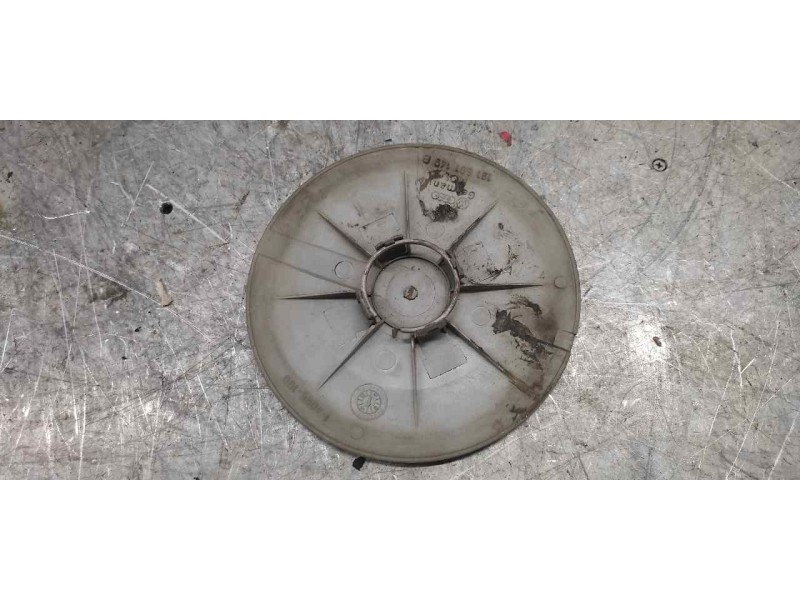 Recambio de tapacubos para volkswagen golf ii (191/193) gl referencia OEM IAM 191601149 17CM 