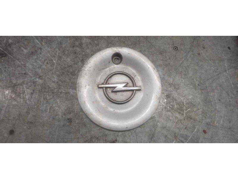 Recambio de tapacubos para opel astra g berlina club referencia OEM IAM 9127616 13.80CM ALUMINIO