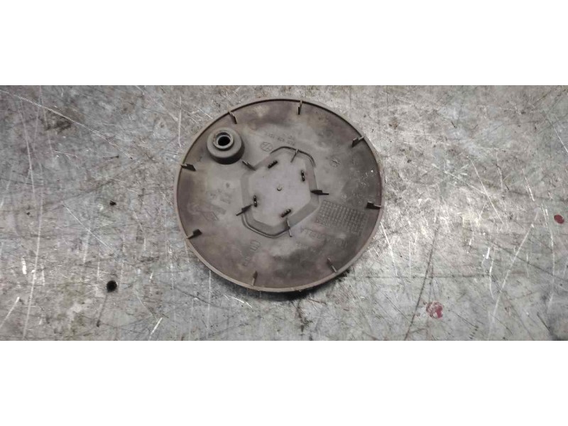 Recambio de tapacubos para renault scenic ii authentique referencia OEM IAM 8200134774 14CM 