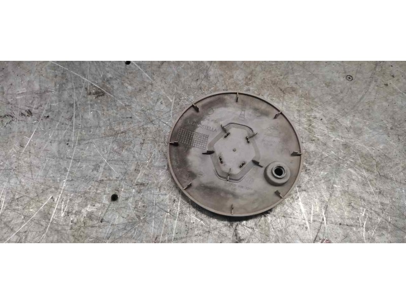 Recambio de tapacubos para renault scenic ii authentique referencia OEM IAM 8200134774 14CM 