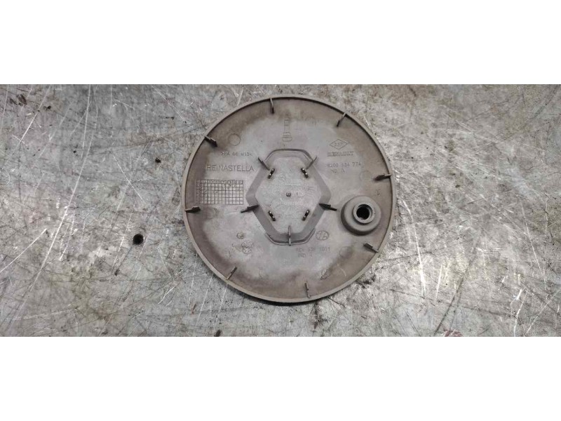 Recambio de tapacubos para renault scenic ii authentique referencia OEM IAM 8200134774 14CM 