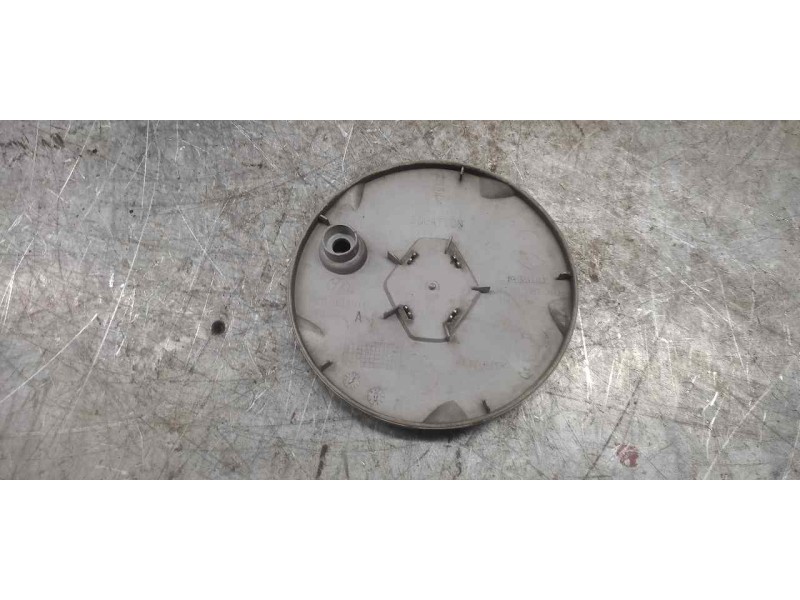 Recambio de tapacubos para renault clio ii fase ii (b/cb0) campus referencia OEM IAM 8200081301 14.50CM 