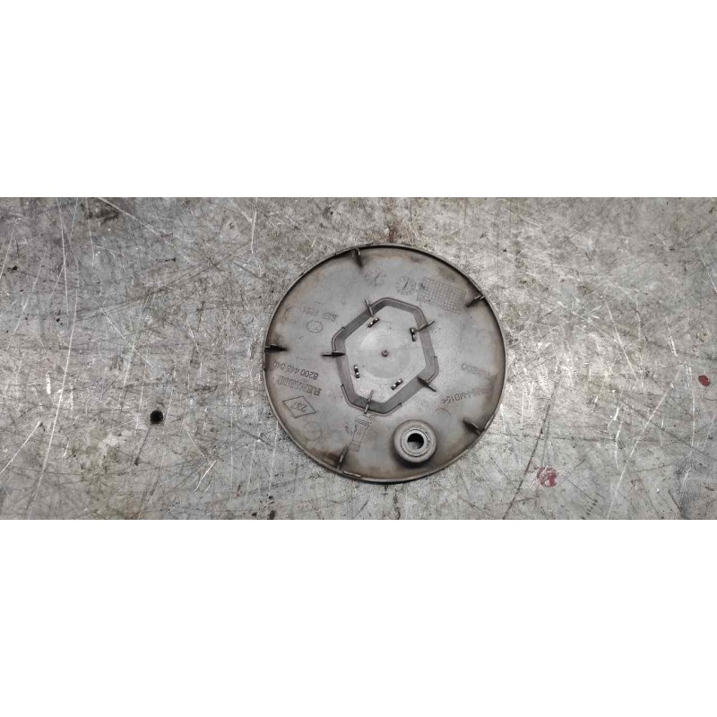 Recambio de tapacubos para renault megane ii berlina 5p confort authentique referencia OEM IAM 8200445040 13.50CM 