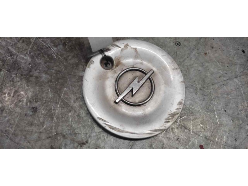 Recambio de tapacubos para opel corsa b eco referencia OEM IAM 9127615EF 13.80CM 