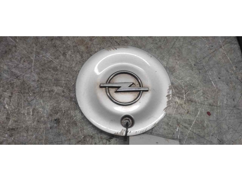 Recambio de tapacubos para opel corsa b eco referencia OEM IAM 9127615EF 13.80CM 