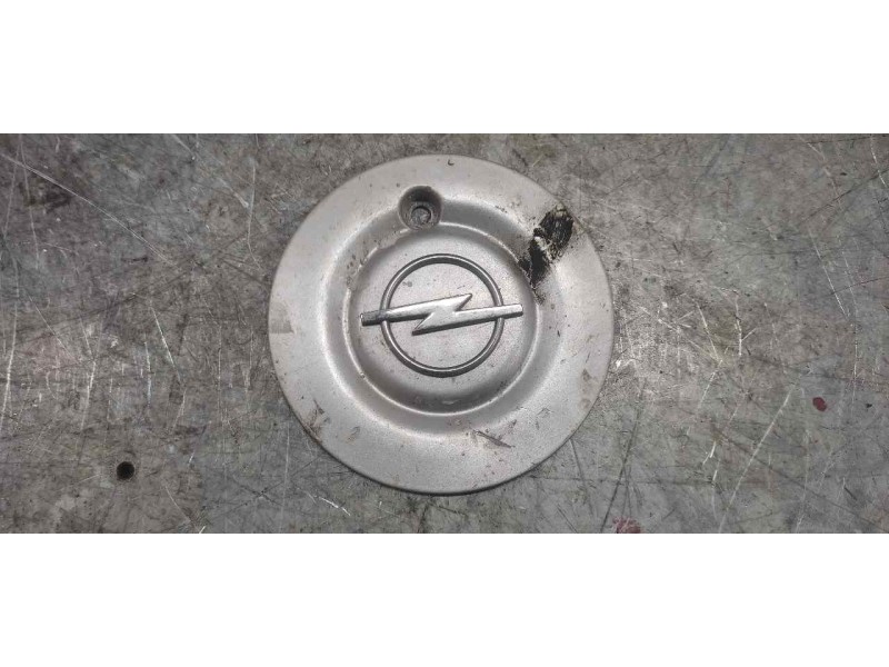 Recambio de tapacubos para opel corsa b eco referencia OEM IAM 90498216 15CM 