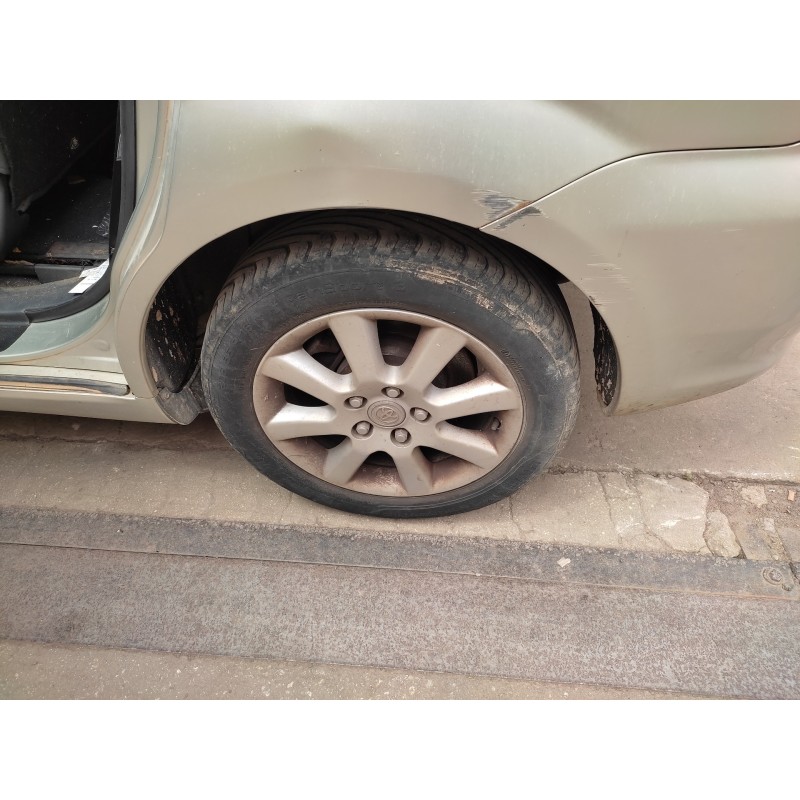 Recambio de llanta para toyota corolla verso (r1) 2.0 d-4d luna referencia OEM IAM   