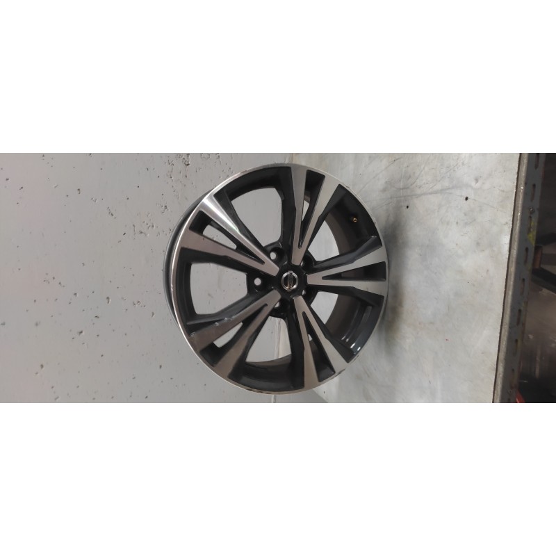 Recambio de juego llantas para nissan qashqai (j11) acenta referencia OEM IAM  18 X 7J 18´´-5 TORNILLOS