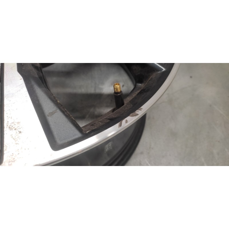 Recambio de juego llantas para nissan qashqai (j11) acenta referencia OEM IAM  18 X 7J 18´´-5 TORNILLOS