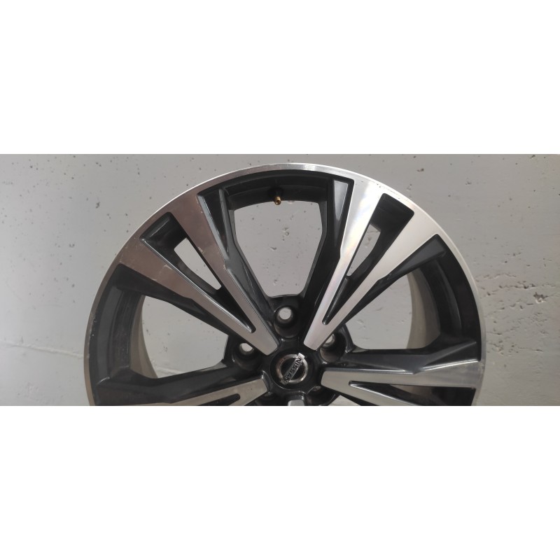 Recambio de juego llantas para nissan qashqai (j11) acenta referencia OEM IAM  18 X 7J 18´´-5 TORNILLOS