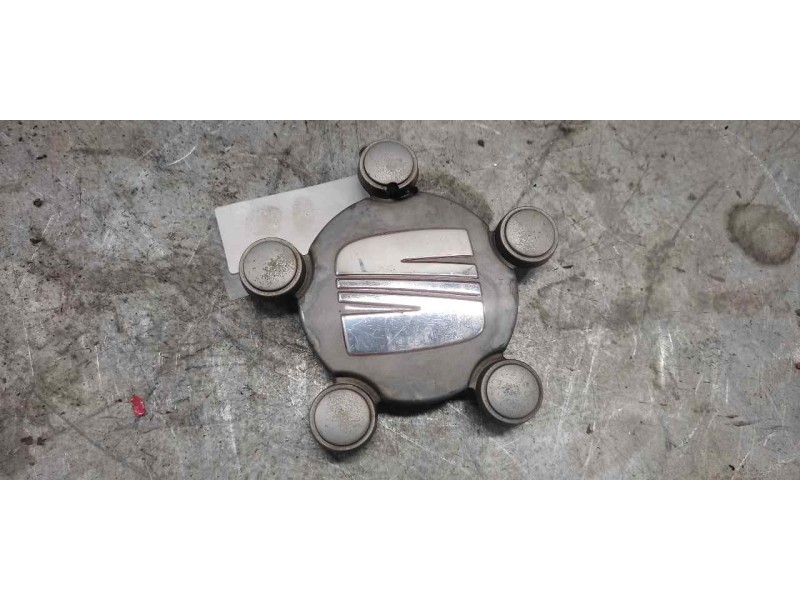 Recambio de tapacubos para seat leon (1p1) 1.9 tdi referencia OEM IAM 1P0601149  