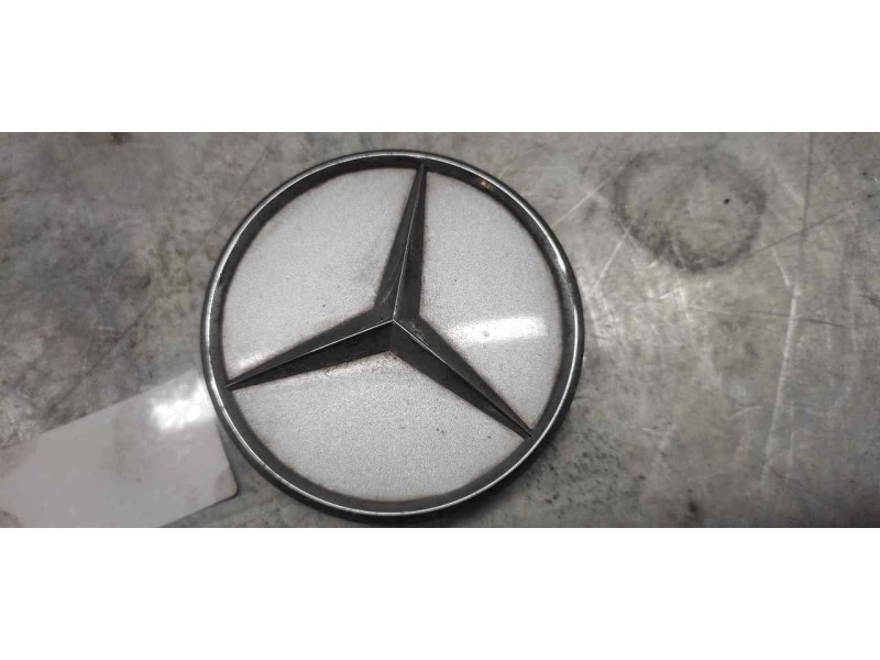 Recambio de tapacubos para mercedes-benz clase s (w220) berlina referencia OEM IAM 2204000125  