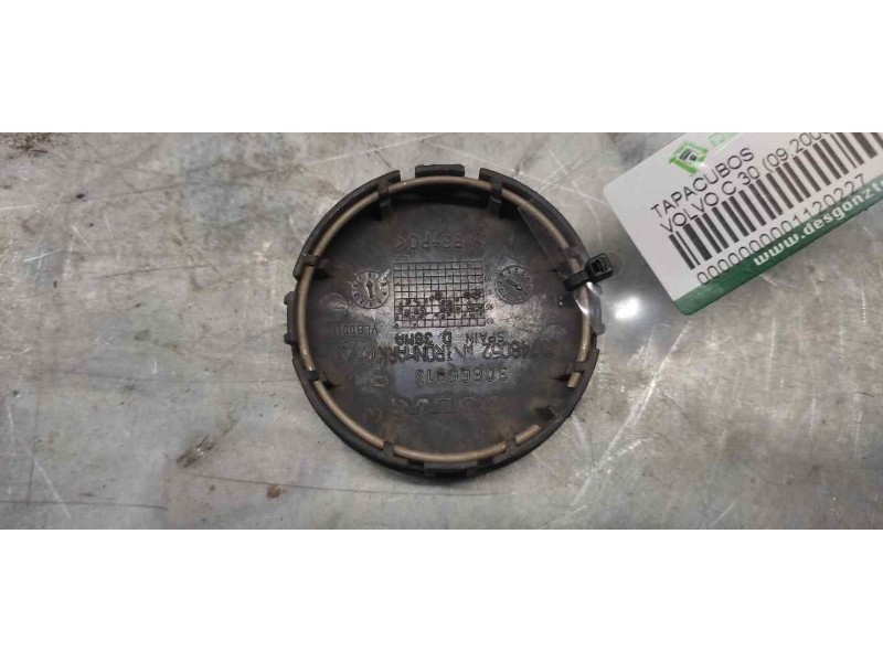 Recambio de tapacubos para volvo c30 referencia OEM IAM 30666913  