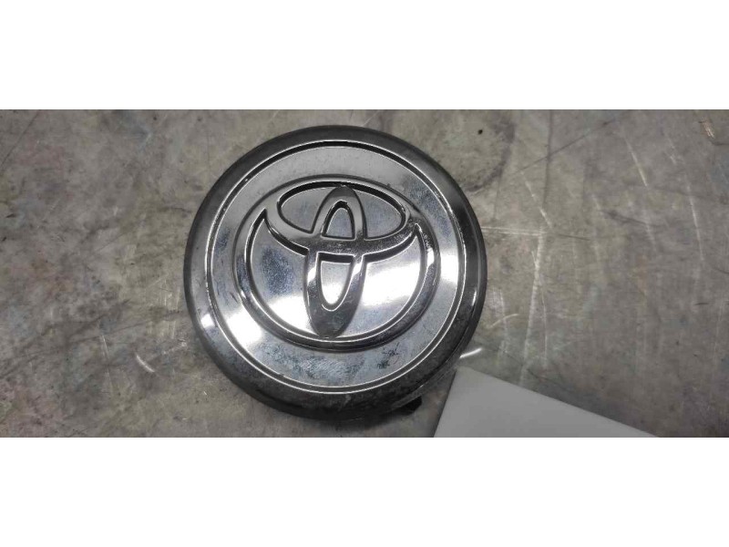 Recambio de tapacubos para toyota avensis berlina (t25) referencia OEM IAM 426030F010  