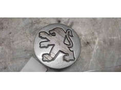 Recambio de tapacubos para peugeot 206 berlina referencia OEM IAM 9629668077  