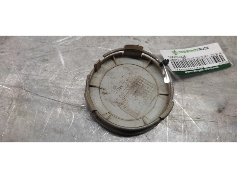 Recambio de tapacubos para mercedes-benz clase c (w203) berlina referencia OEM IAM A1704000025  