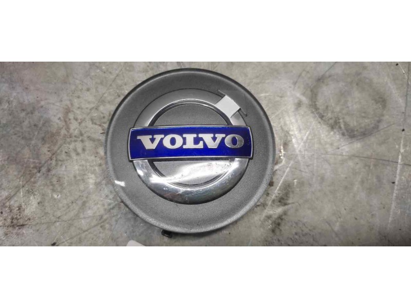 Recambio de tapacubos para volvo c30 referencia OEM IAM 30666913  