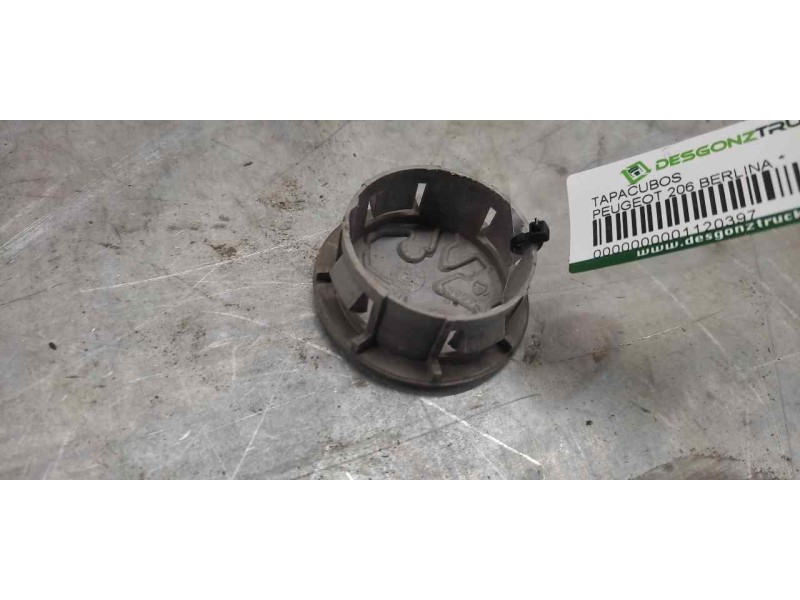 Recambio de tapacubos para peugeot 206 berlina referencia OEM IAM 9629668077  