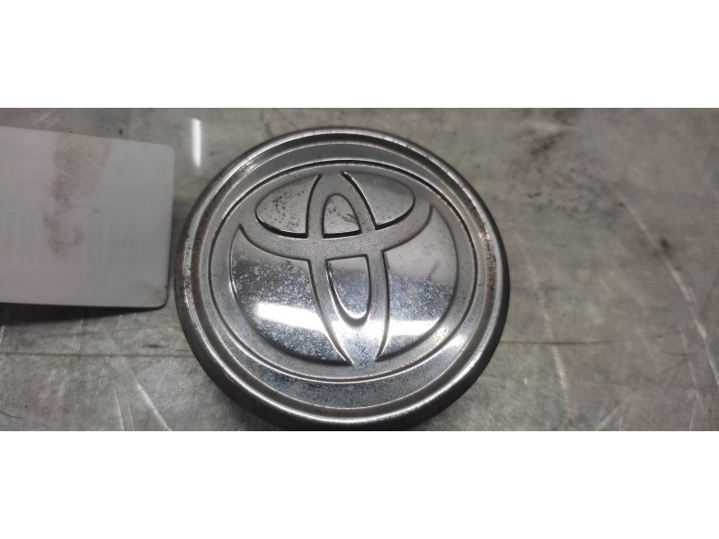 Recambio de tapacubos para toyota avensis berlina (t25) referencia OEM IAM 4260302150  