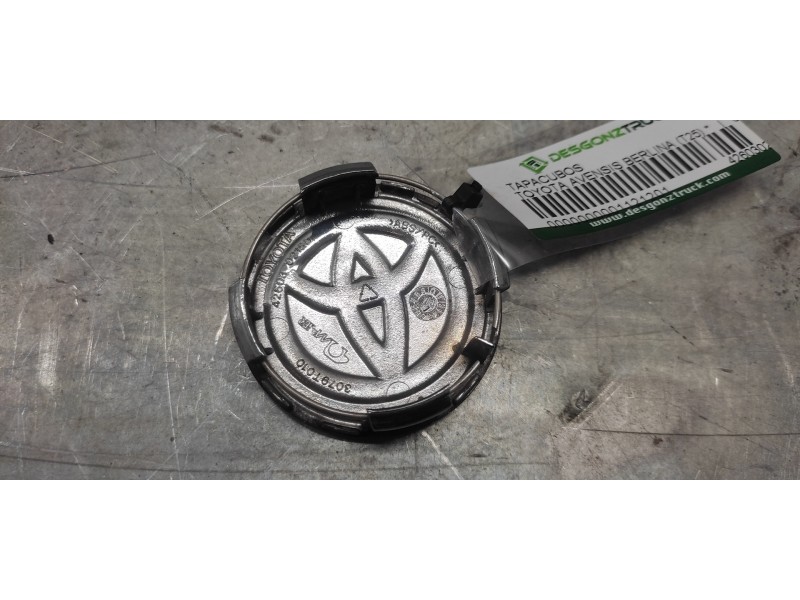 Recambio de tapacubos para toyota avensis berlina (t25) referencia OEM IAM 4260302150  