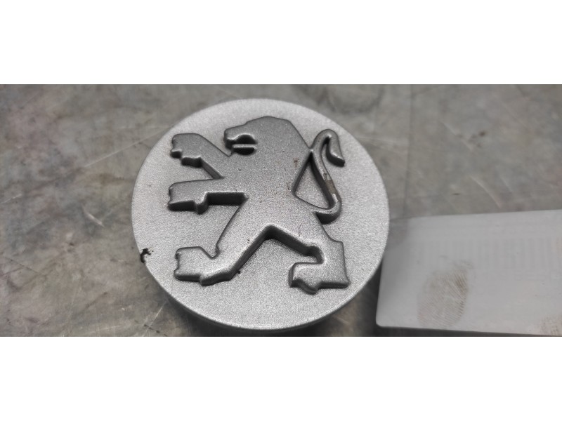 Recambio de tapacubos para peugeot 406 berlina (s1/s2) referencia OEM IAM 9622199277  