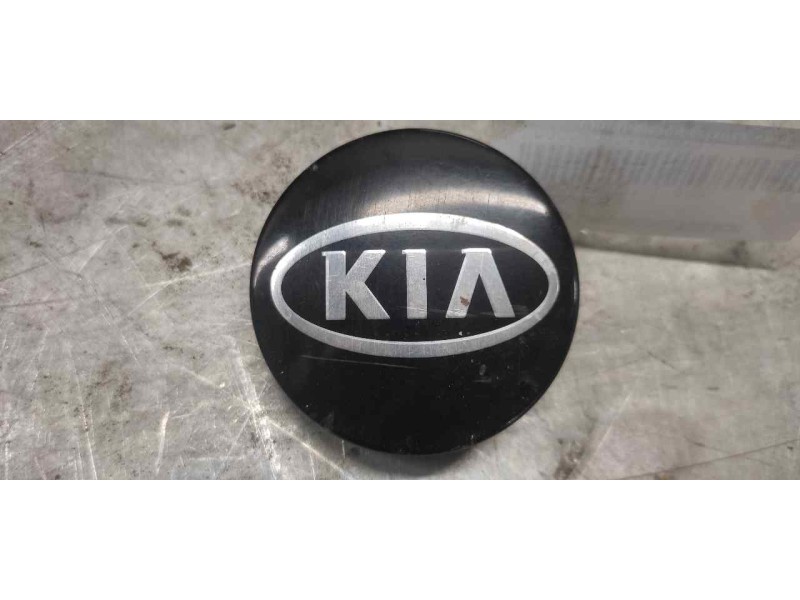 Recambio de tapacubos para kia sorento referencia OEM IAM 529602F000  