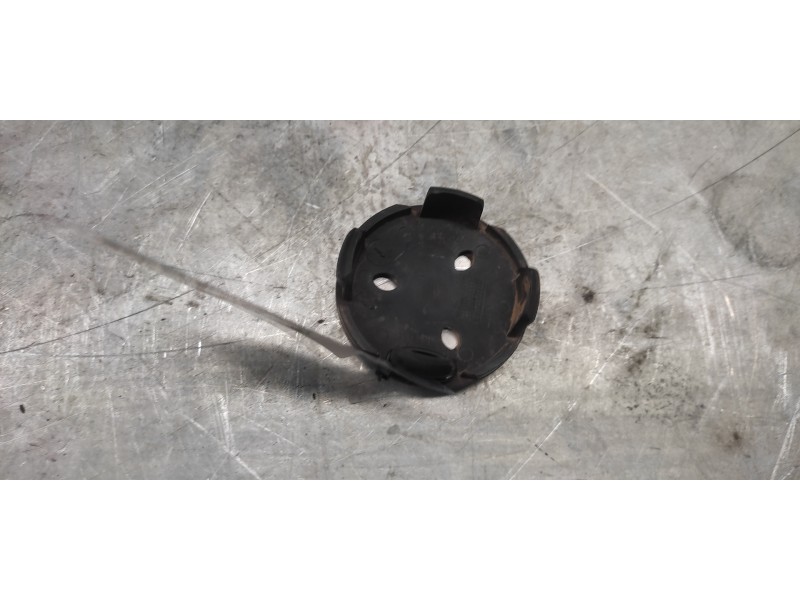 Recambio de tapacubos para ford focus berlina (cap) referencia OEM IAM 6M211003AA  